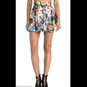 MinkPink Skirt Size L Secret Garden Floral Mini